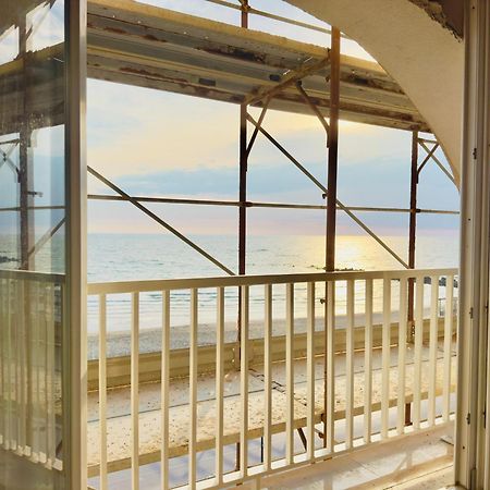 Athena Sea Front Apartment, Parking & Pool Lago Patria Exterior foto
