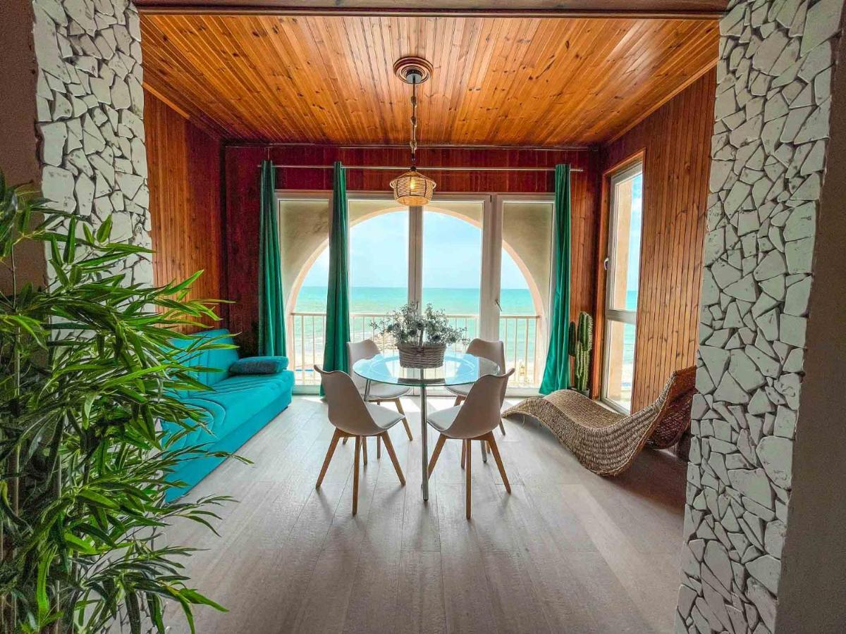 Athena Sea Front Apartment, Parking & Pool Lago Patria Exterior foto