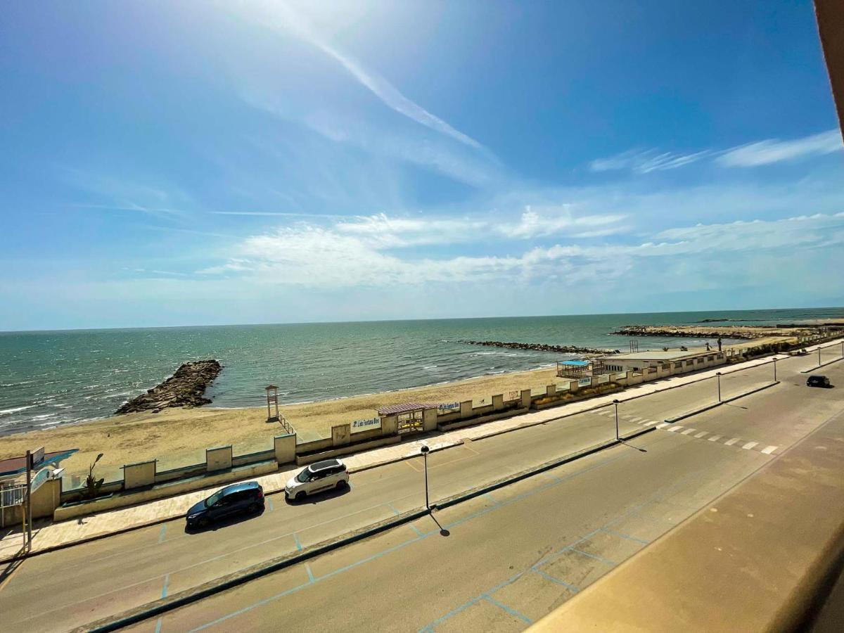 Athena Sea Front Apartment, Parking & Pool Lago Patria Exterior foto